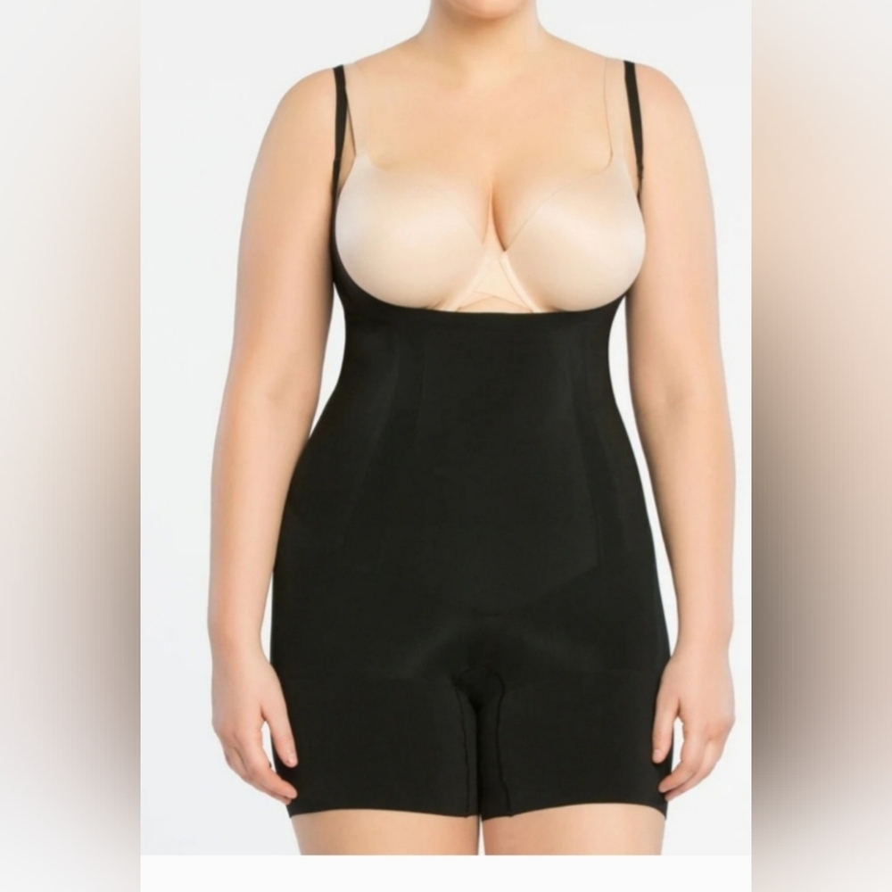🌷SPANX Plus OnCore Open-Bust Mid-Thigh Black Shapewear Bodysuit size 2X🌸 - Picture 5 of 8